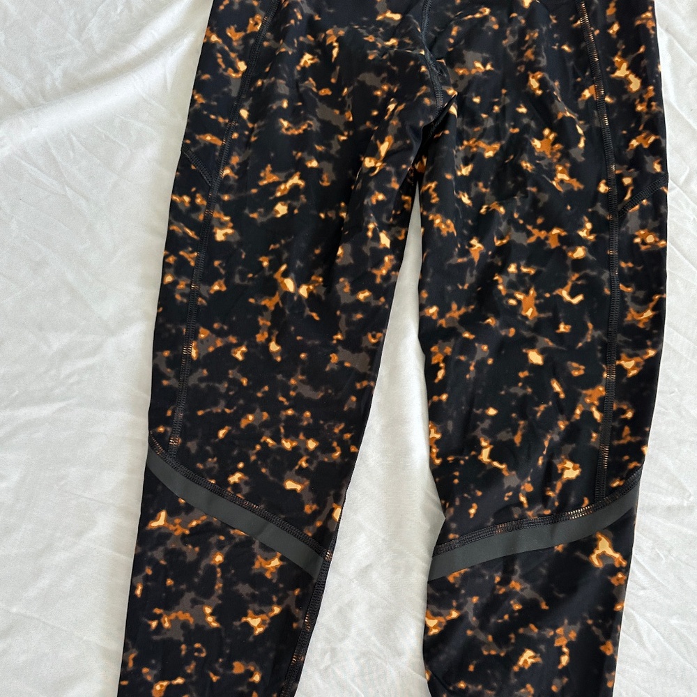 Sweaty Betty Leggings size Medium | The Zero Gravity 7/8 Length